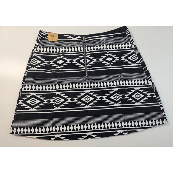 NWT Hollister size small Aztec black white tribal print boho preppy a line midi - Picture 2 of 7